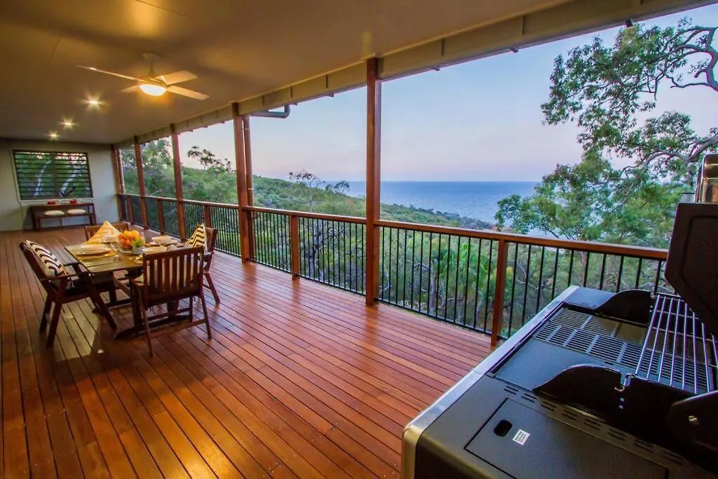 Finding Solace - Sunrise At 1770 Agnes Water Holiday home