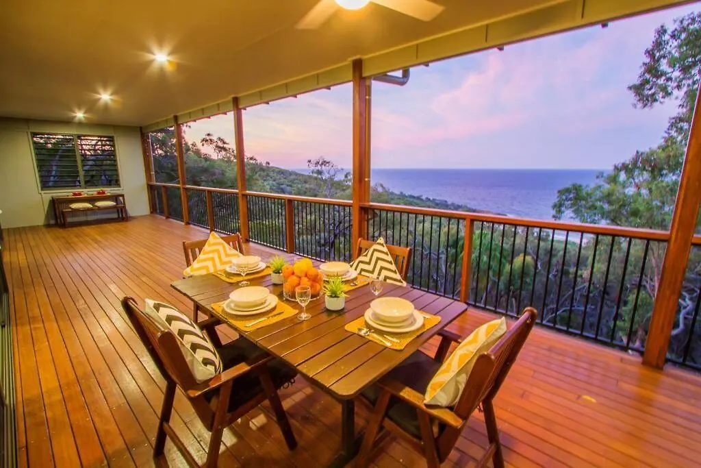 Finding Solace - Sunrise At 1770 Agnes Water Holiday home